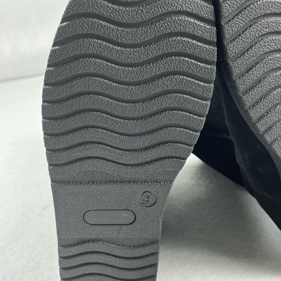 Universal Thread Black Suede Leather Boots• Women’s Size 9• New - Picture 7 of 9